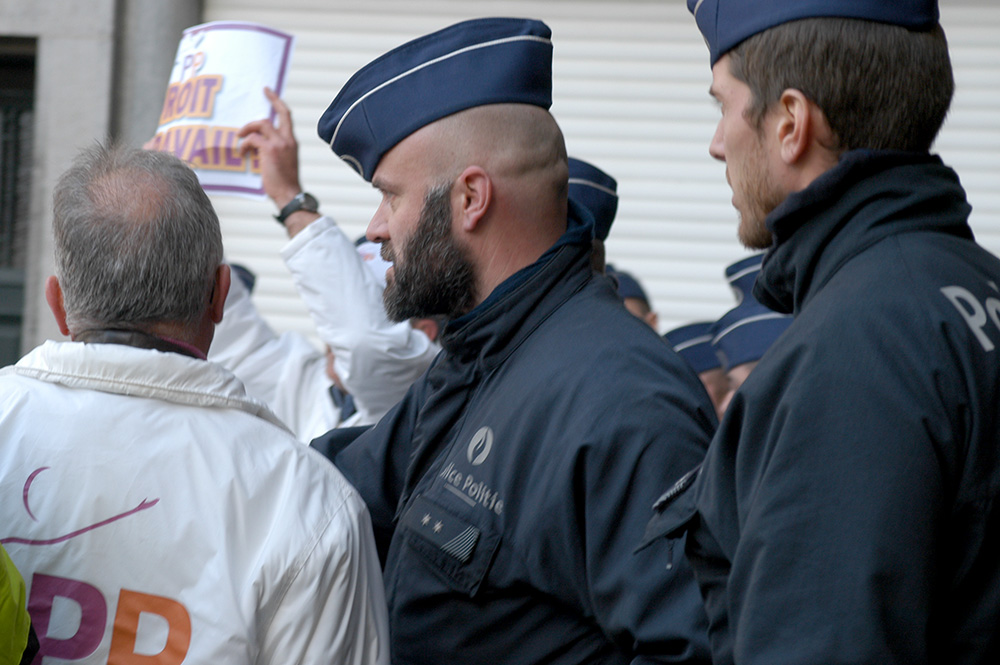 Le PP bloque la FGTB et le PS – Dépôt d’une proposition de loi : droit au travail, à la liberté de circuler et transparence obligatoire pour les syndicats